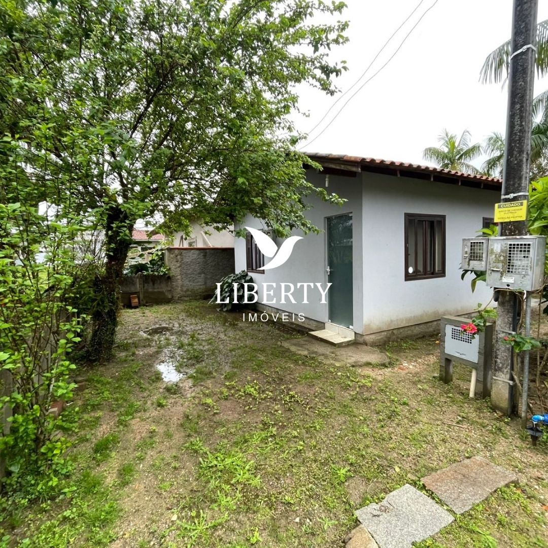 Casa Semi Mobiliada à Venda - Foto 1